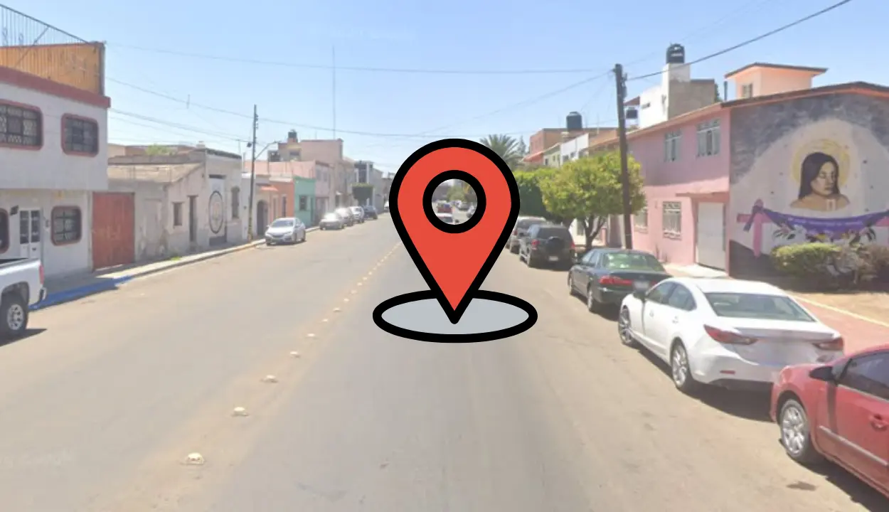 Esta calle de Durango resulta confusa debido a que se encuentra a un costado del bulevar que lleva del mismo nombre. Foto Especial.