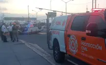 VIDEO | Así fue el choque y posterior volcadura de taxi en Santa Catarina