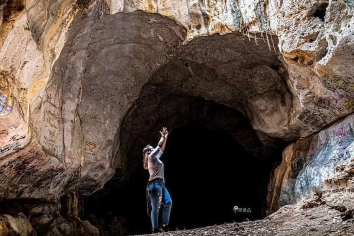 Explora la belleza natural de las Grutas de Quintero en Tamaulipas, ideal para deportes extremos y ecoturismo