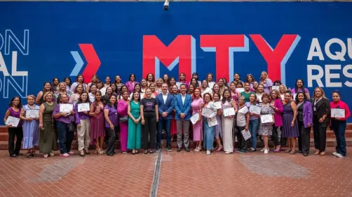 Se gradúan 100 mujeres de la Academia de emprendedoras en Monterrey