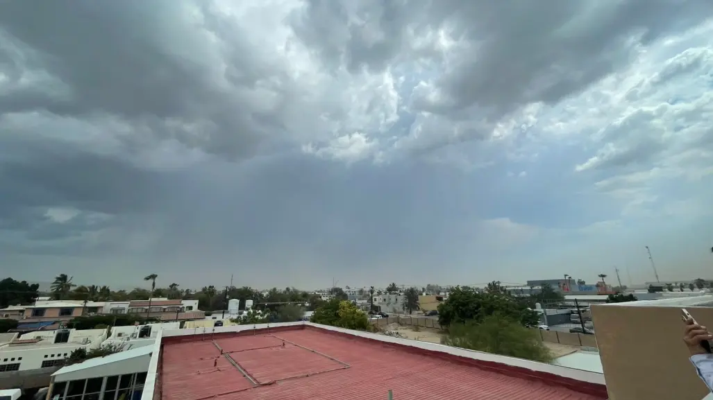 Llovizna en La Paz deja sin luz algunas colonias, ¿cuáles fueron las afectadas?