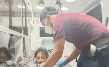 Paramédicos ayudan a nacer a un bebé y policías salvan a otro de morir calcinado en Escobedo