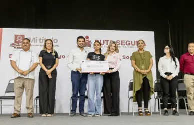 Beto Granados impulsa el futuro de jóvenes con becas, un apoyo económico para seguir estudiando