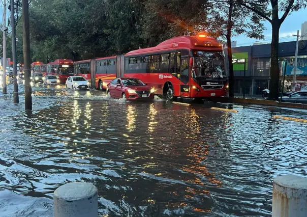 VIDEO | Activan alertas naranja y amarilla en CDMX por lluvias intensas