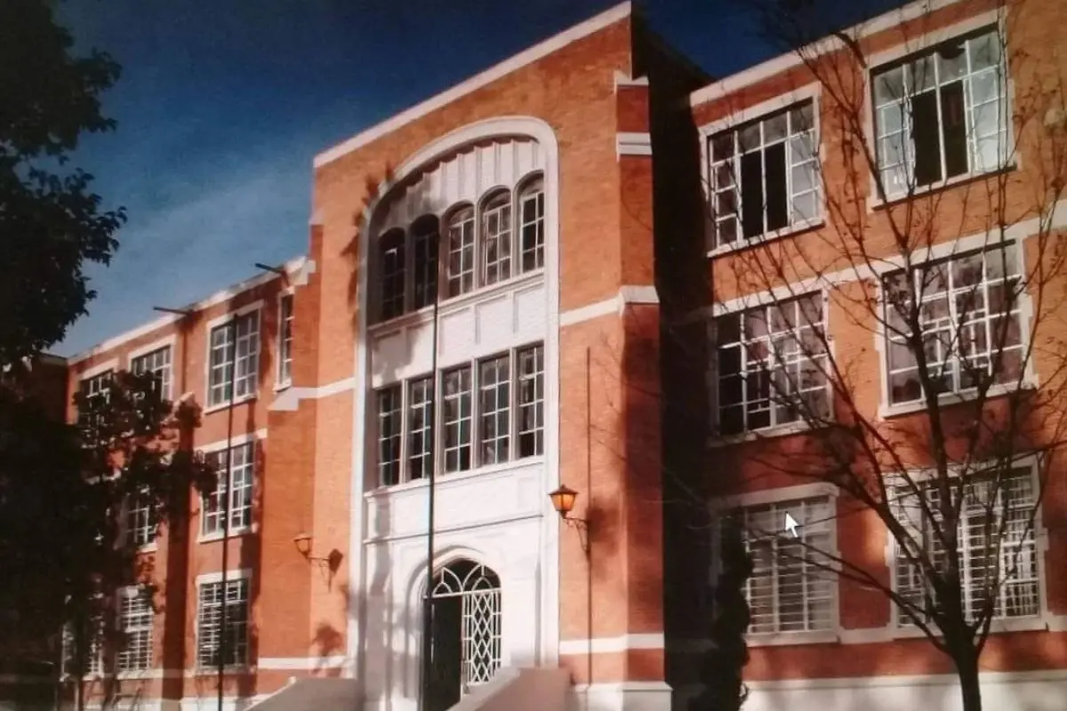 Escuela Mariano Narvaez. Foto de Archivo Histórico UAdeC.