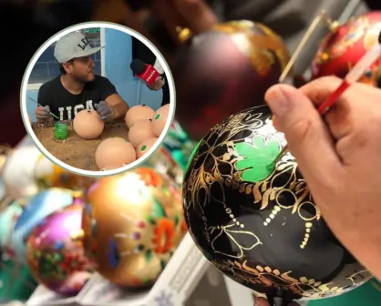 El pueblo de la Navidad acelera producción de esferas para la mejor temporada