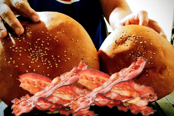 El puesto de Durango que vende las hamburguesas con más tocino en todo México