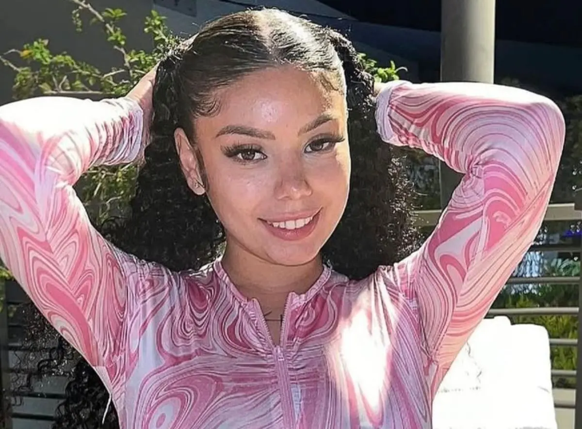 Lina Bina fallece a los 24 años de edad, reconocida en la industria de cine para adultos Foto: IG Lina Bina