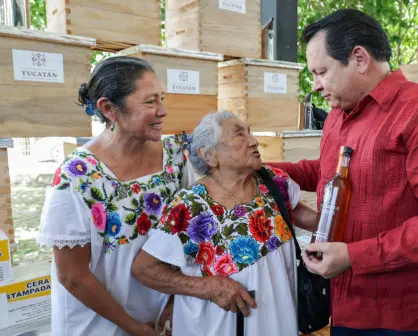 Apicultores de Yucatán reciben apoyos históricos con el Programa Renacimiento Agropecuario