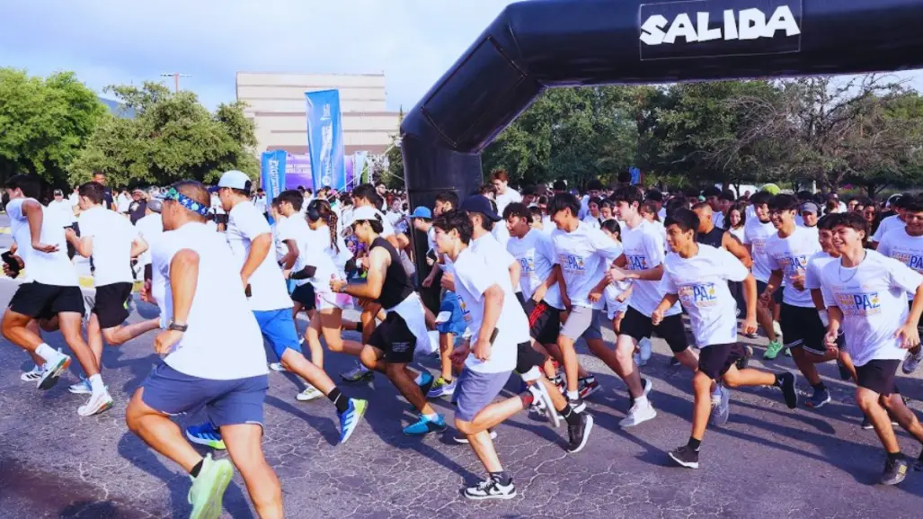 UANL realiza carrera en el Día Internacional de la Juventud