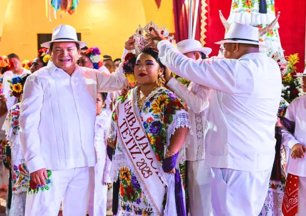 Joaquín Díaz Mena celebra fortaleza de la identidad maya en Sotuta y Tetiz