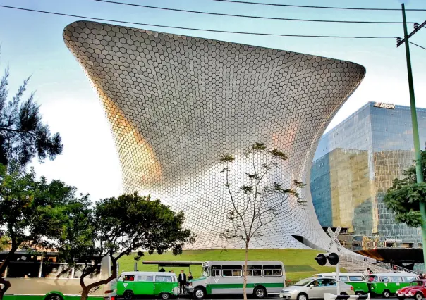 El edificio futurista de CDMX que parece sacado de un cuento y sorprende con su impactante fachada