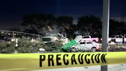 Policías de Escobedo detienen a dos hombres armados tras enfrentamiento