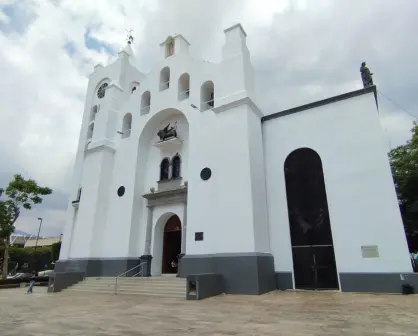 Arzobispo denuncia rezago educativo y económico en comunidades indígenas de Chiapas