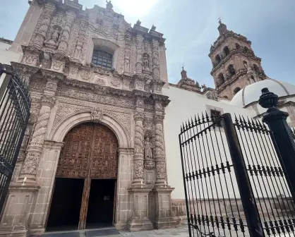 De esta manera se le da mantenimiento a la catedral de Durango