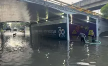 VIDEO | Lluvias en CDMX dejan afectaciones y caos vial en Circuito Interior y Viaducto