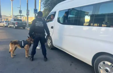 VIDEO | "Lady Combi" agrede a pasajeros en combi de Ixtapaluca con insultos racistas y clasistas