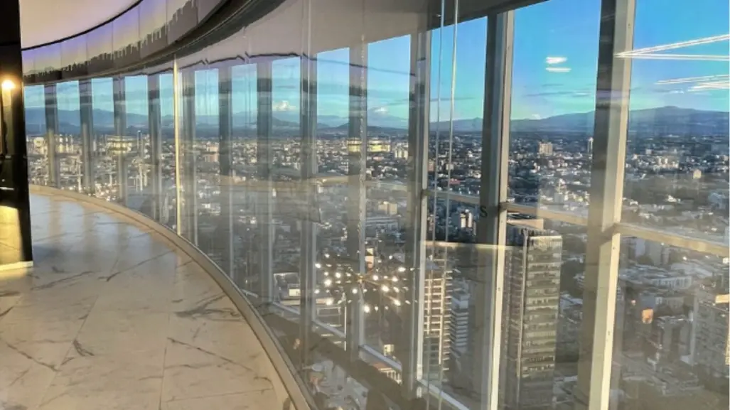 El oculto mirador inteligente en CDMX que ofrece vistas 360 de la capital desde el piso 46