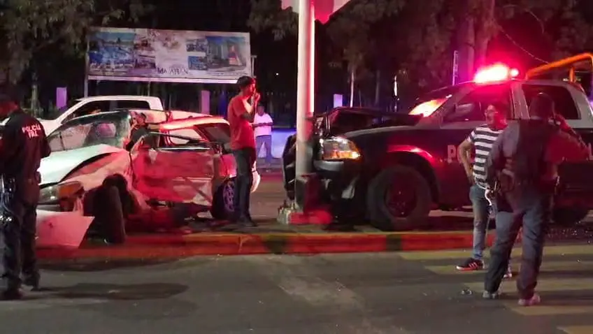 Esta fue la causa del choque entre patrulla de la Policía Estatal y auto familiar