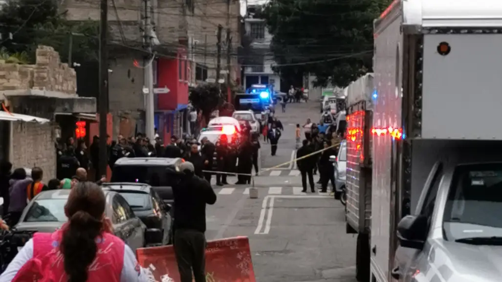 Balacera en Coyoacán deja una mujer muerta y un hombre herido