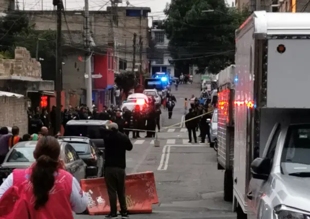 Balacera en Coyoacán deja una mujer muerta y un hombre herido
