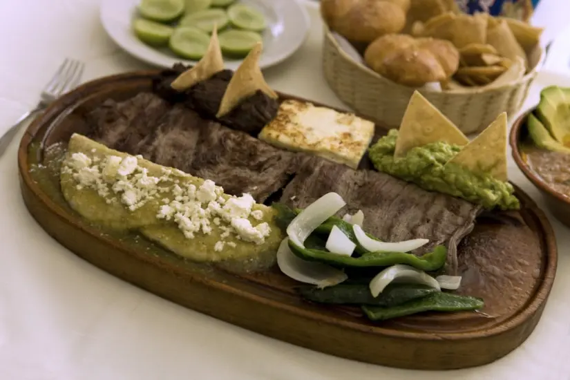 La cecina es un platillo tradicional en el estado | Foto: Victoria Jiménez