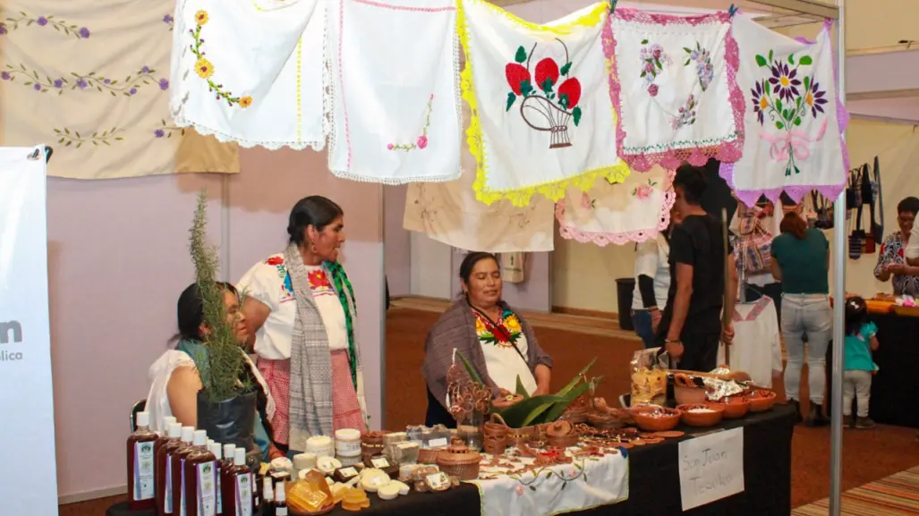 En Puebla posponen evento de Pueblos Indígenas, tras atentado contra pareja de la titular