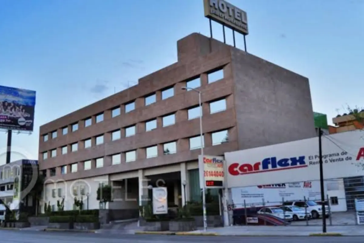 Hotel Villas Patriotismo en CDMX. Foto: Google Maps | Canva