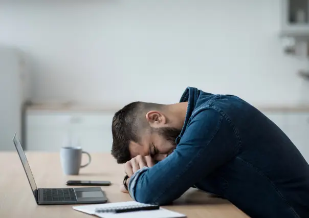 Insomnio y fatiga mental: la conexión que podría estar afectando tu descanso