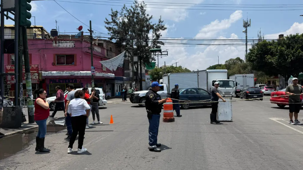Lluvias inundan 144 departamentos en Iztacalco; vecinos llevan tres días bajo el agua