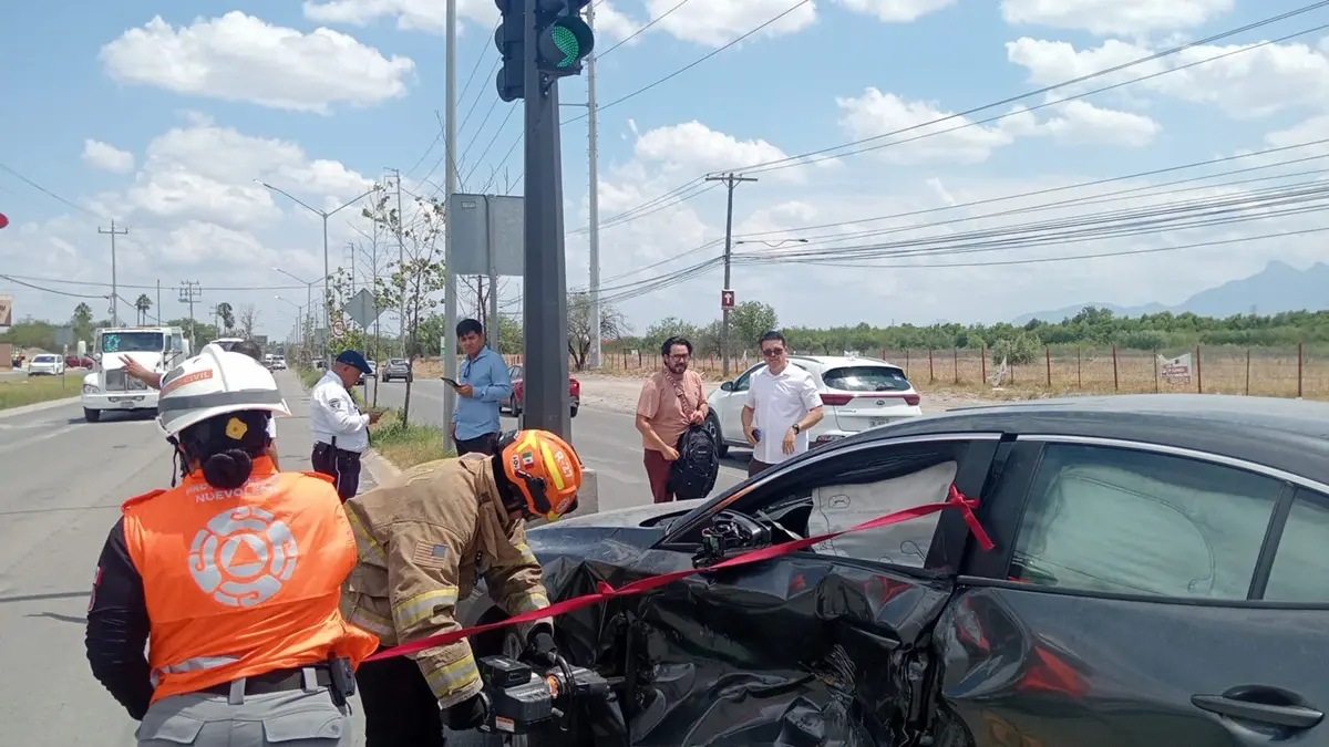 Un fuerte accidente vial ocurrido en Apodaca. Foto: PCNL