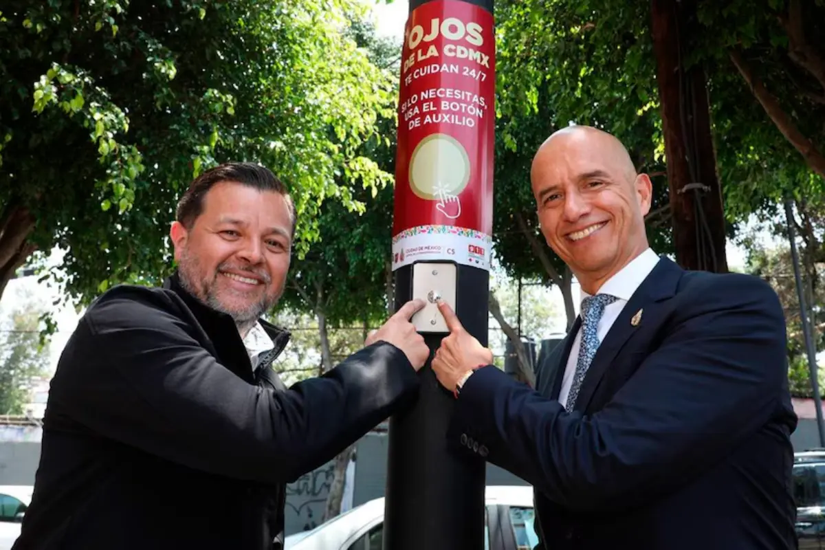 Titular del C5 Salvador Guerrero y Director del Oxxo. Foto: @C5 CDMX | Canva