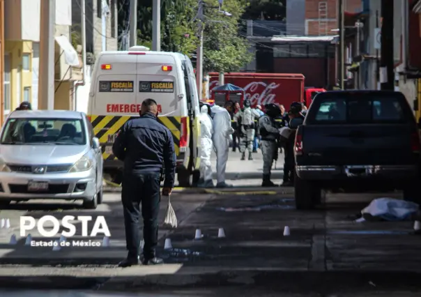 Asesinan a una mujer en Toluca; dejan mensaje intimidatorio
