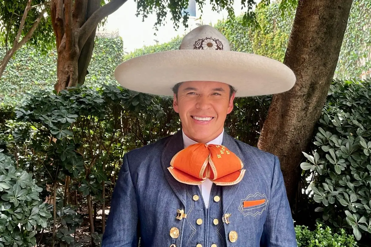Raúl Sandoval tuvo la fortuna de grabar con BRONCO, agrupación que ha admirado desde su infancia.