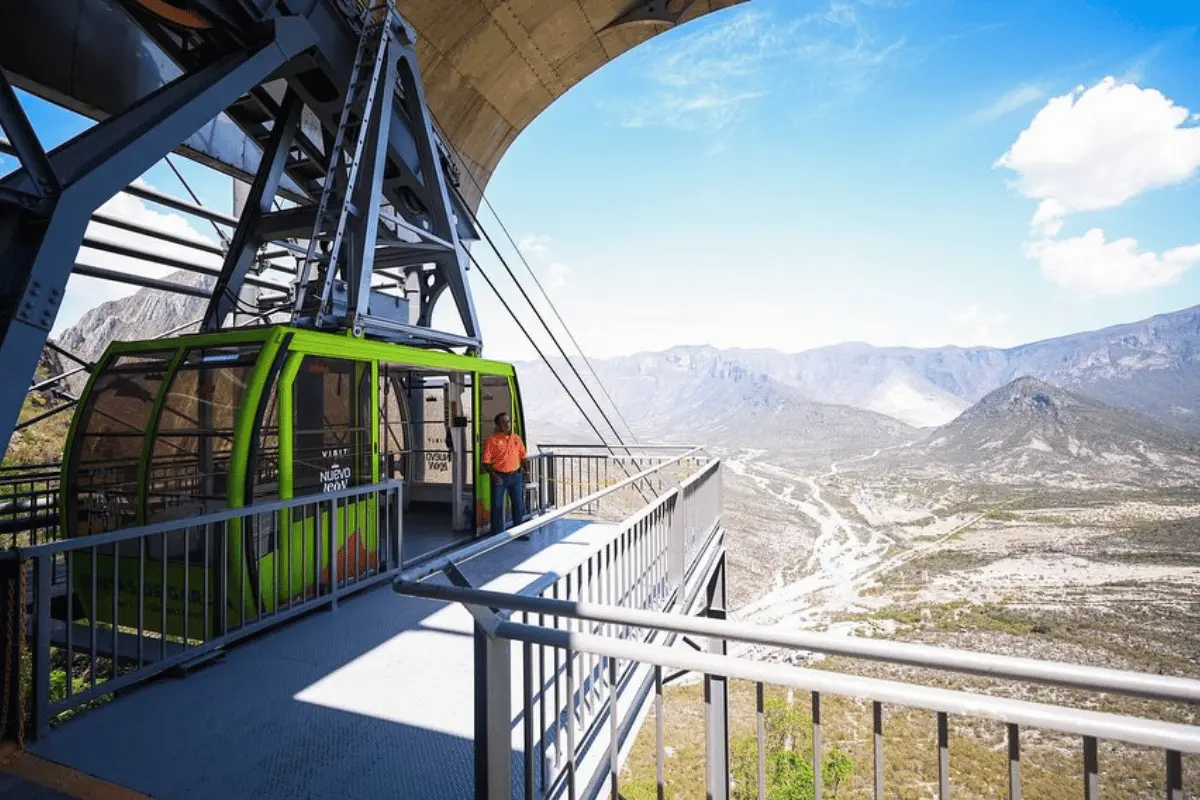 El proyecto Grutas de García 360 es una proyección inmersiva que permite conocer la historia, formaciones y secretos del lugar. Foto: Gobierno de Nuevo León.