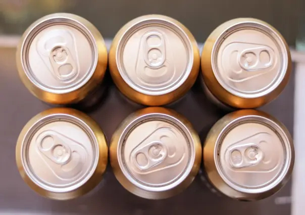 Habitantes de Puebla desconocían la lata de cerveza de 330ml; pensaban que era falsa
