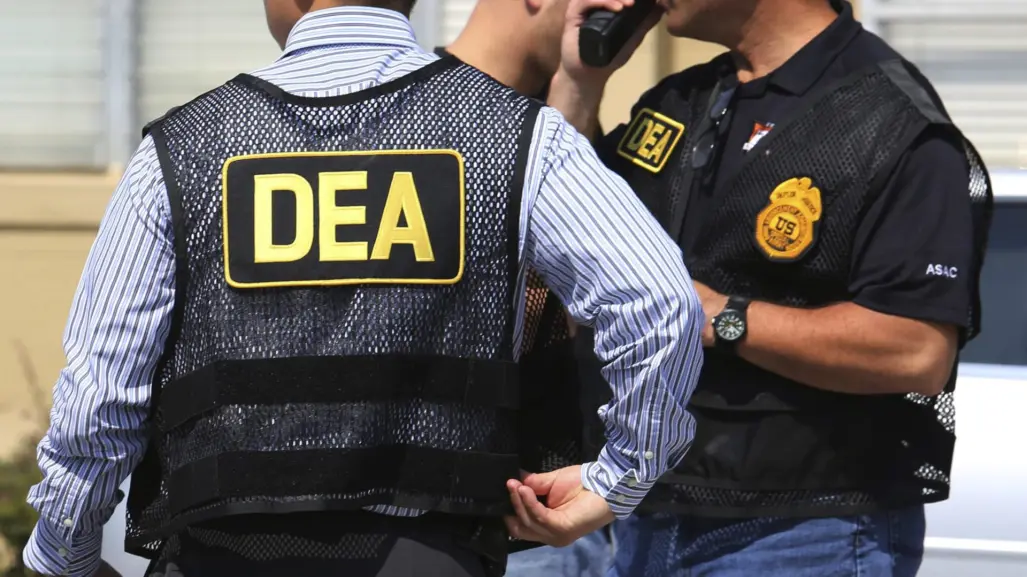 DEA reconoce acción de México en la extradición de 26 criminales vinculados a cárteles