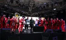 Carlos Rodríguez “El Cuate” celebra junto a miles el 388 aniversario de Cadereyta Carlos Rodríguez “El Cuate” celebra junto a miles el 388 aniversario de Cadereyta