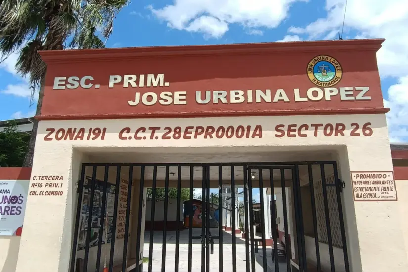 Escuela primaria José Urbina López en el municipio de Matamoros. Foto: Ramón Sánchez