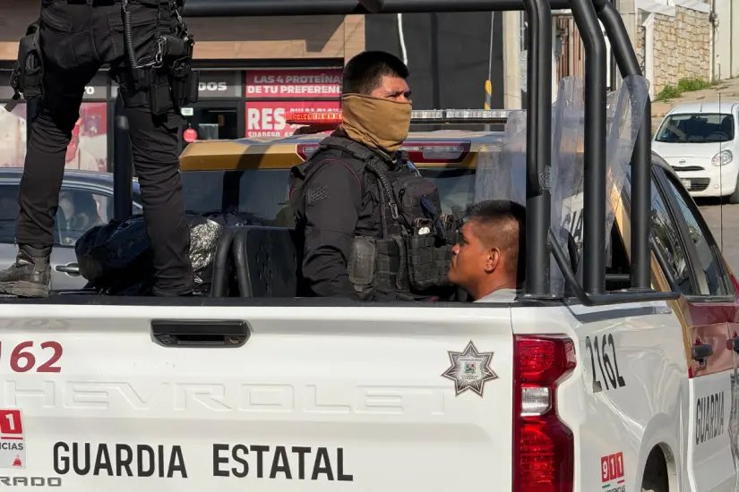 Seis detenidos tras un operativo contra comerciantes ambulantes en Ciudad Madero. Foto: Carlos García