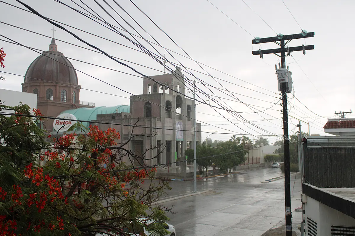 Según la Comisión Nacional del Agua, para este día podrían caer hasta 25 milímetros de lluvia en algunas zonas de BCS. Foto: Modesto Peralta Delgado.