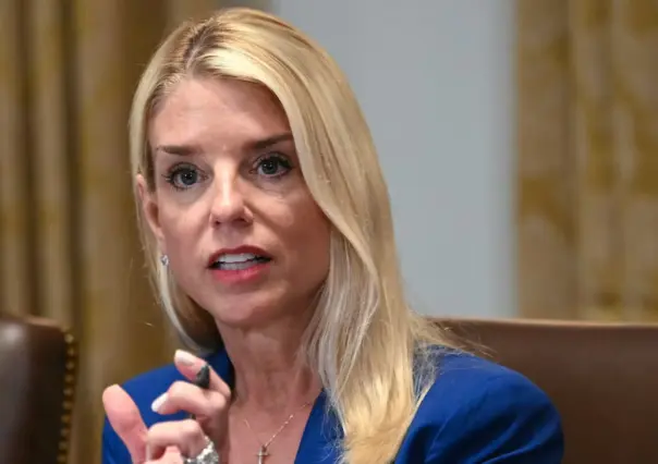 Pam Bondi acusa a Maduro de pagar a México y otros países para traficar droga a EU