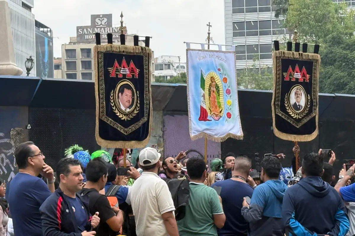 Peregrinación para honrar a los luchadores mexicanos. Foto: Ramón Ramírez