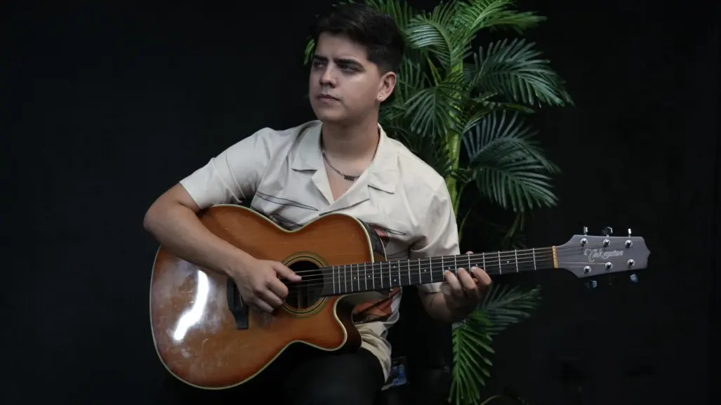 Tanguma le canta a los corazones migajeros con Necio