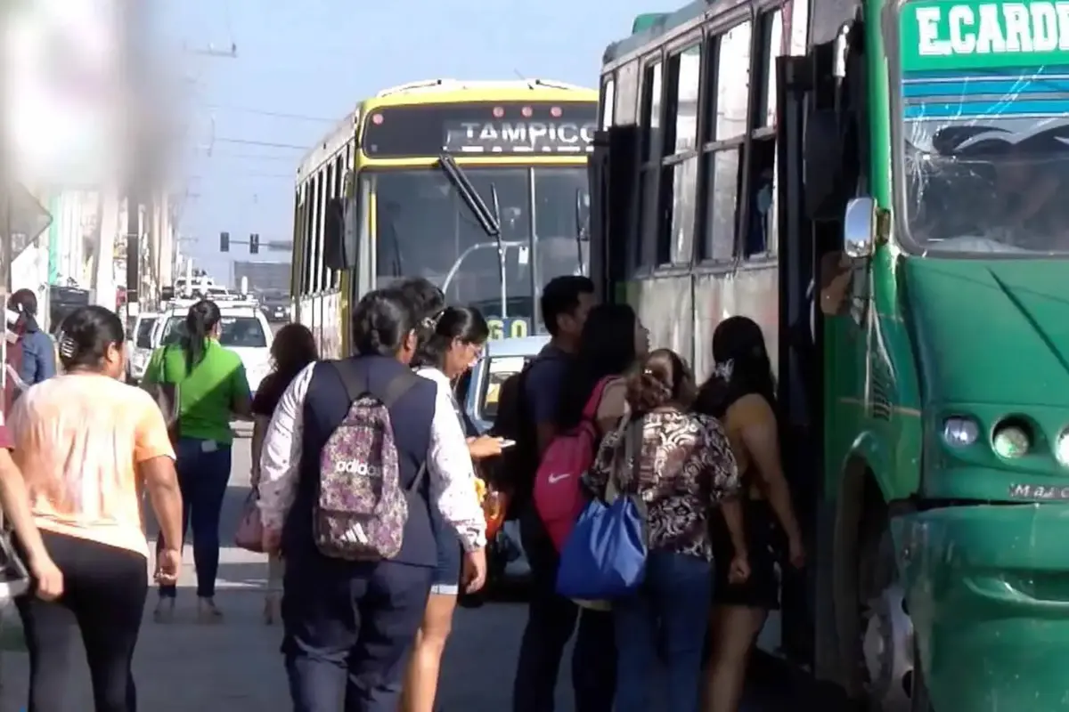 En Tampico, Madero y Altamira, la paciencia de los usuarios del transporte público se pone a prueba todos los días. Foto: Ayuntamiento Tampico
