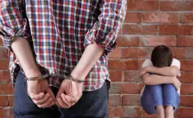 Abuso sexual en Nuevo León: maestros y entrenadores detenidos