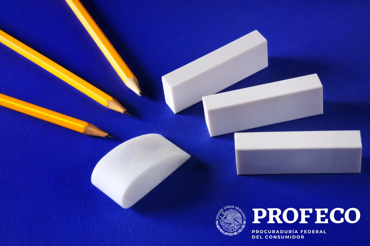 Para el regreso a clases 2025, Profeco sugiere una goma de borrar que asegura un acabado limpio y sin residuos. Foto: Canva