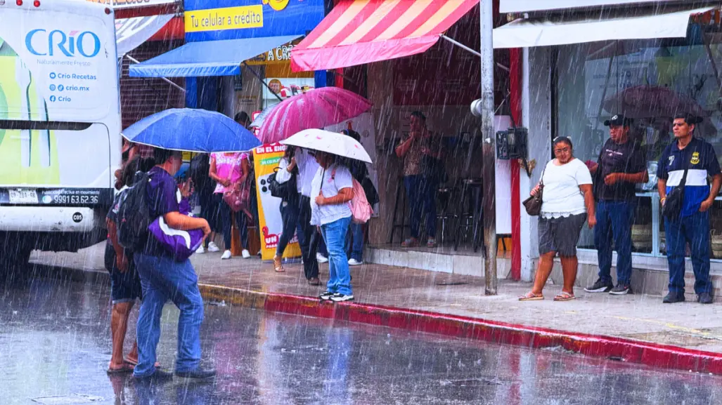 Fin de semana con fuertes lluvias en Yucatán por cercanía de ondas tropicales