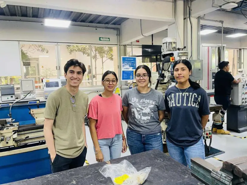 Desde temprana edad, Zoé ha demostrado un alto rendimiento académico y una pasión por la ingeniería y la exploración espacial./Foto: Redes Sociales