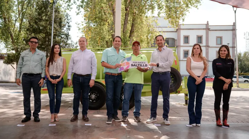 Saltillo suma pipa de agua para reforzar el abasto en colonias